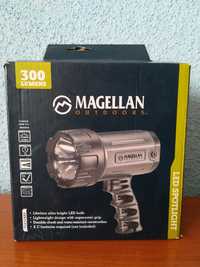 Lanterna USA Magellan outdoors 300 lumens foarte puternica