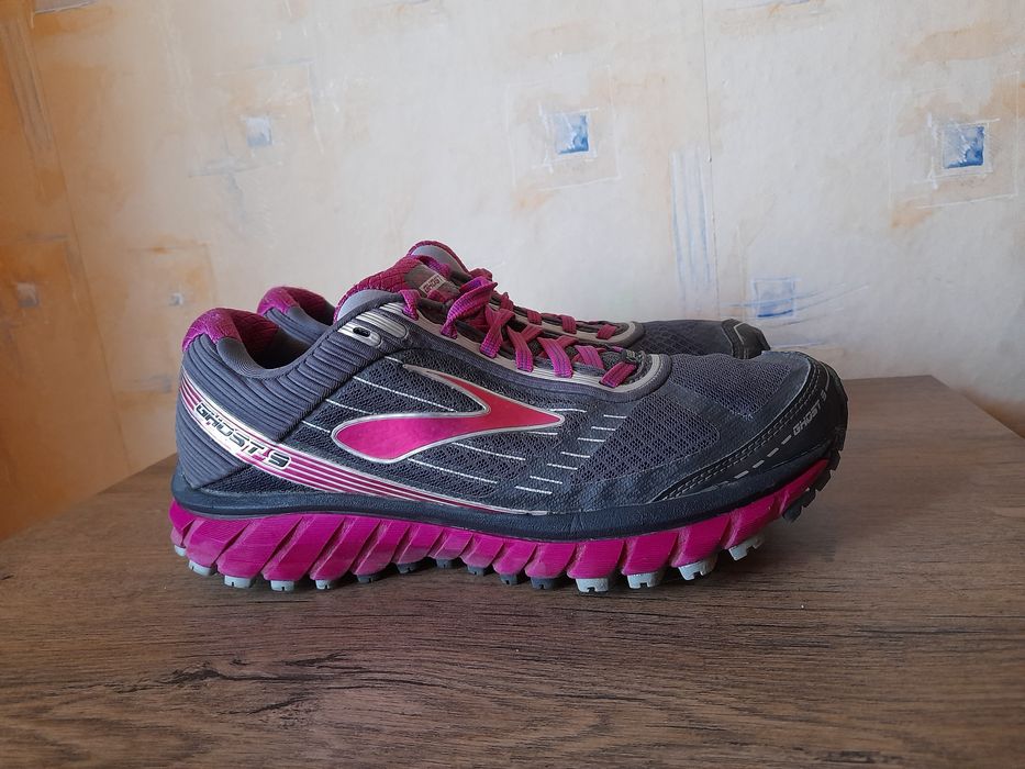 BROOKS gore tex маратонки 39 номер.