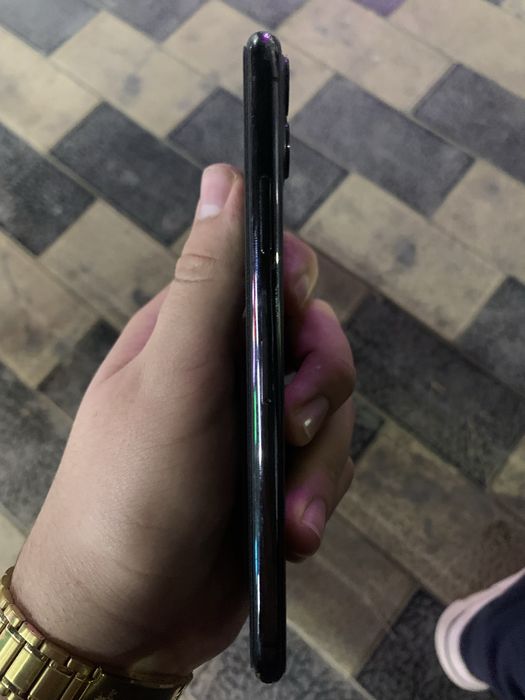 Iphone 11PRO MAX sotiladi