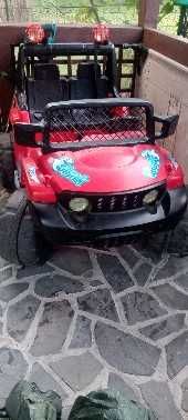 Vând Jeep copii pentru vârsta 7-8ani