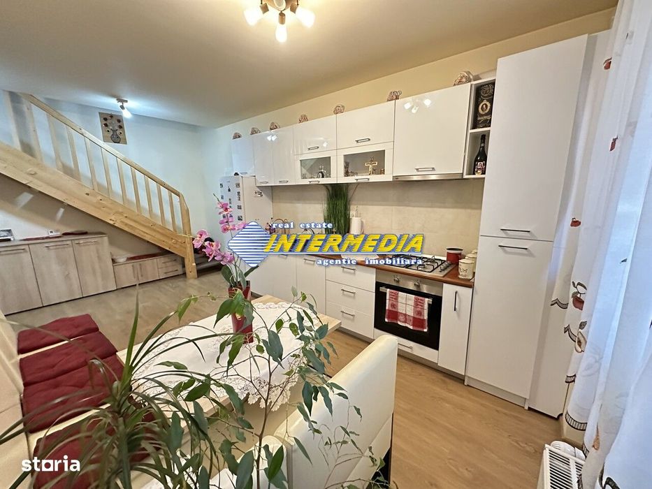 Apartament 2 camere Bloc Nou CENTRU cu Balcon 7 mp. mansarda Boxa 12