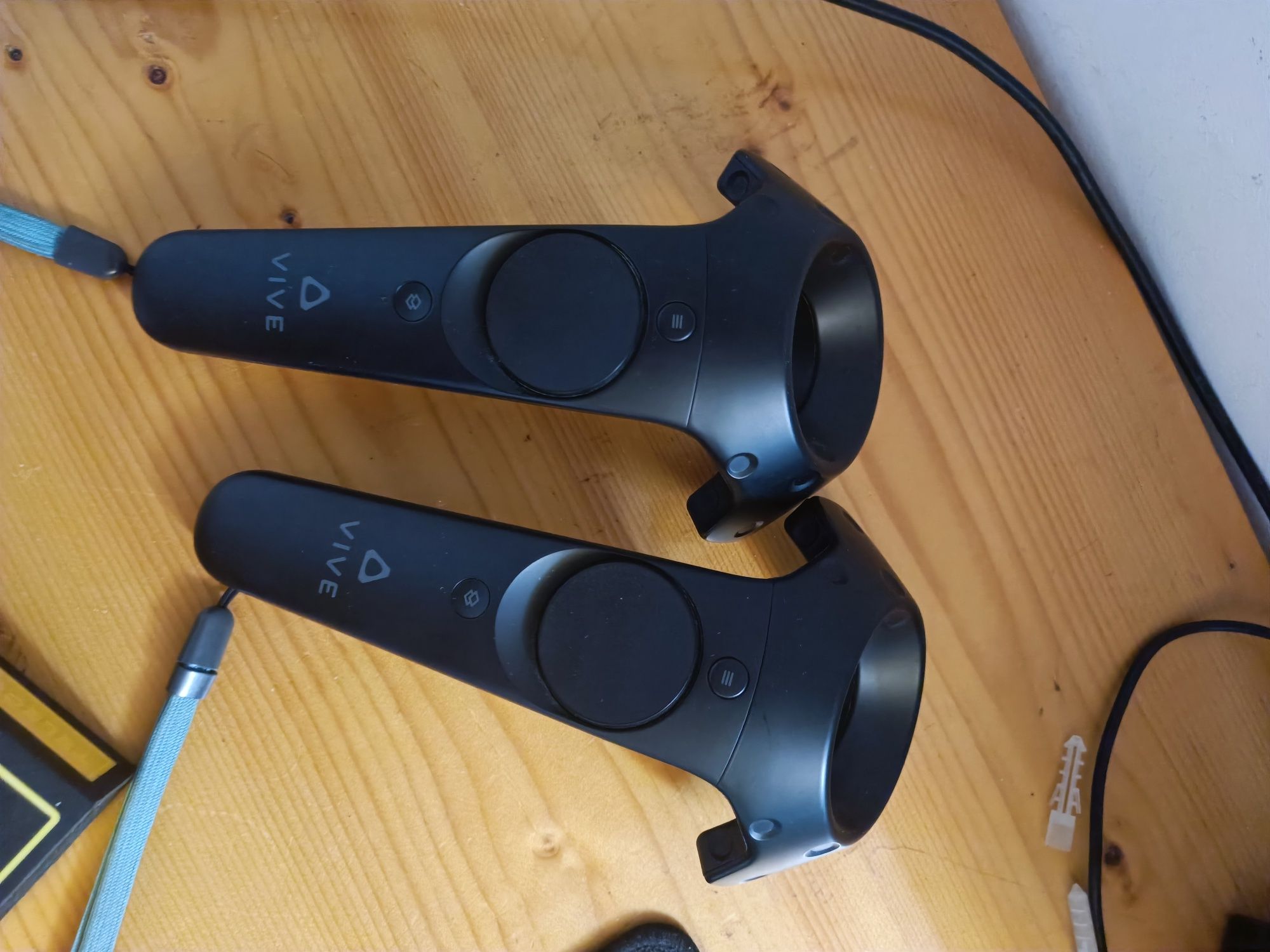 Kit ochelari VR complet HTC Vive cu Deluxe Audio Strap si accesorii