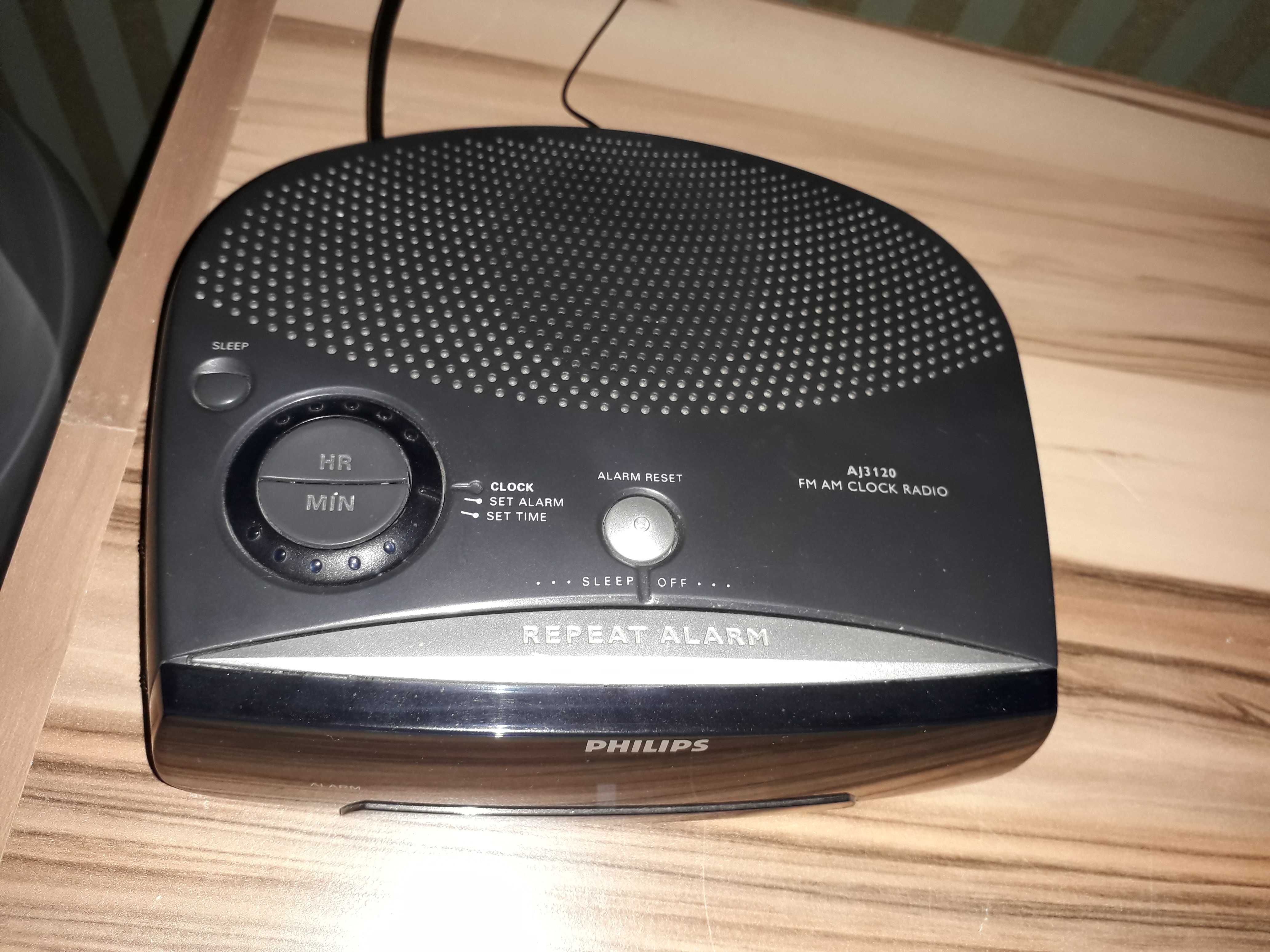 Radio cu ceas marca Philips AJ 3120