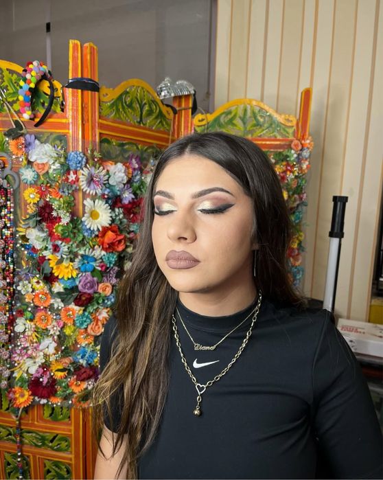 Make-up profesional la domiciliu