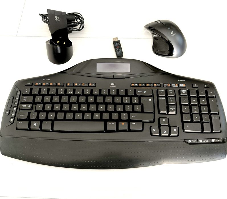 Kit tastatura Logitech MX5500 tastatura cu mouse