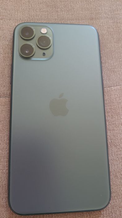 айфон 11 про, память 64, заряд 70%