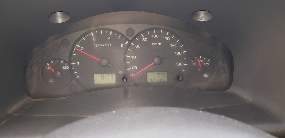 Urgent!! Vand autoutilitară 4,5 tarată la 3,5.