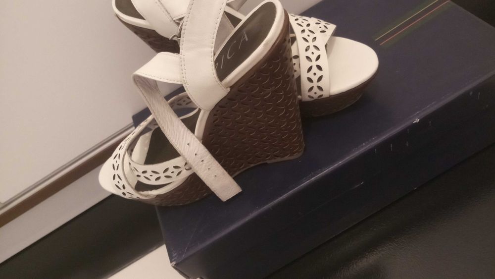 Saldale EPICA marimea 38, piele naturala