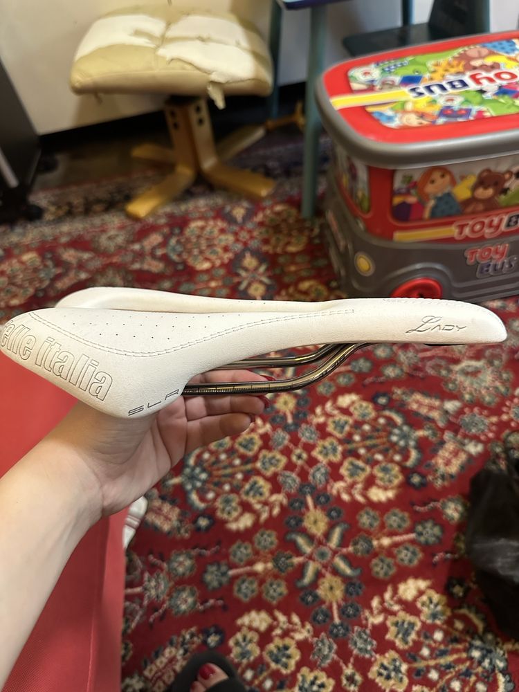 Оригинална седалка за колело Selle Italia