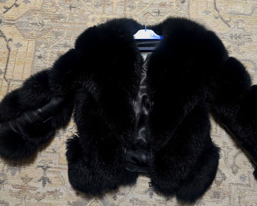 Haina de blana neagra