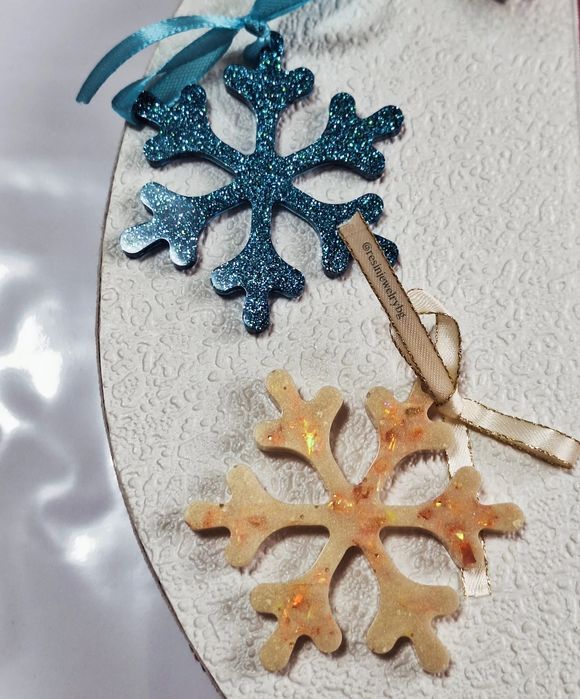 Снежинки/играчки за елха от епоксидна смола