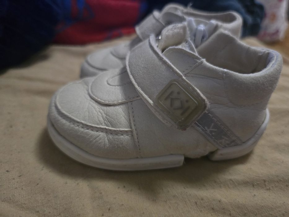 Бебешки буйки 17/18