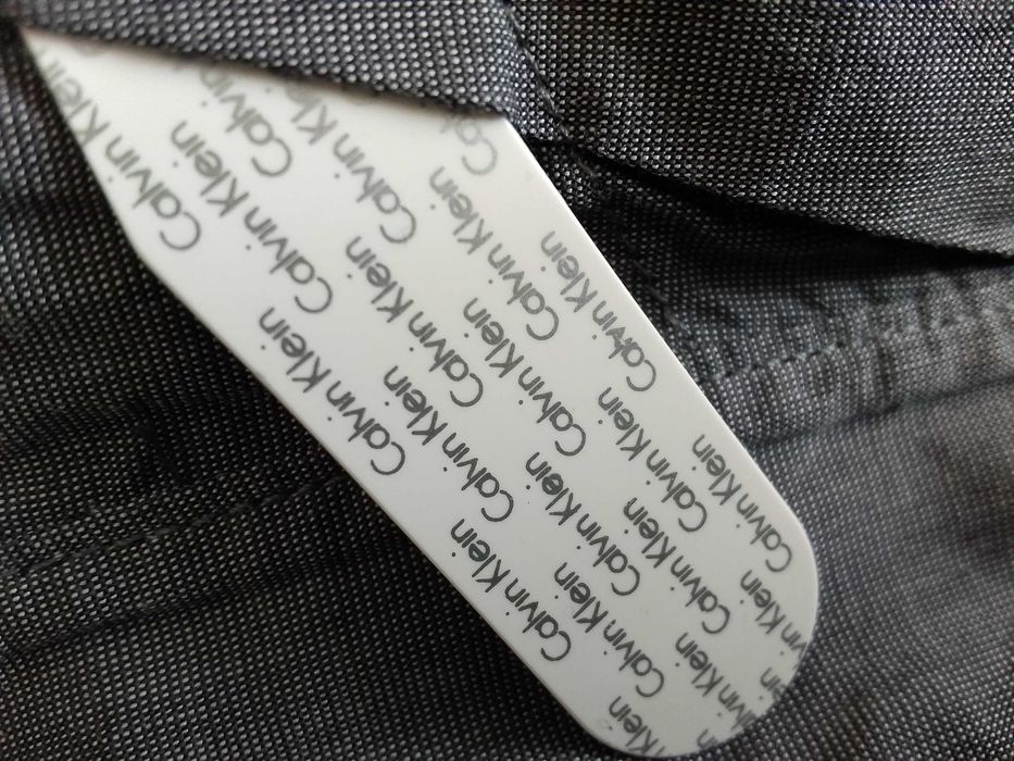 Оригинална памучна риза Calvin Klein Regular Fit (размер 17)