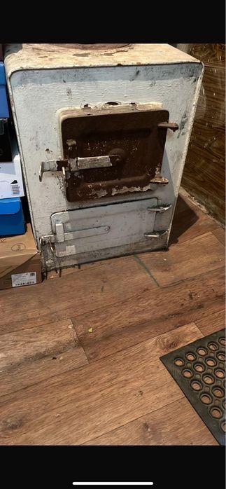 Печь с насосом продам