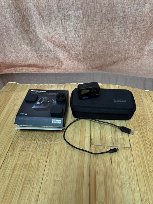 Go Pro Hero 11 cu Max lens