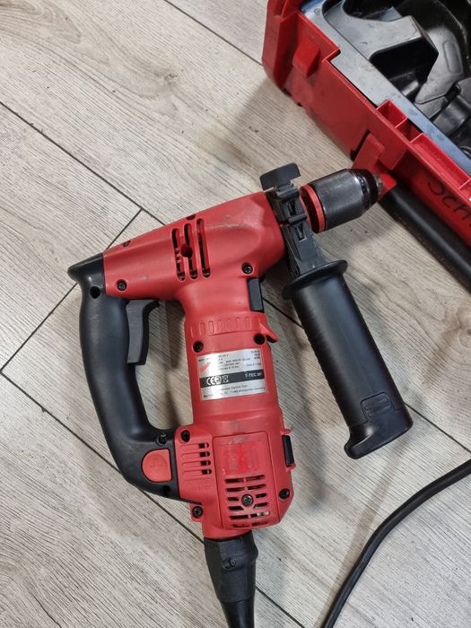 Amanet F28: Masina de gaurit cu percutie Milwaukee T-TEC 201