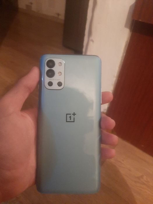 OnePlus 9r обмен