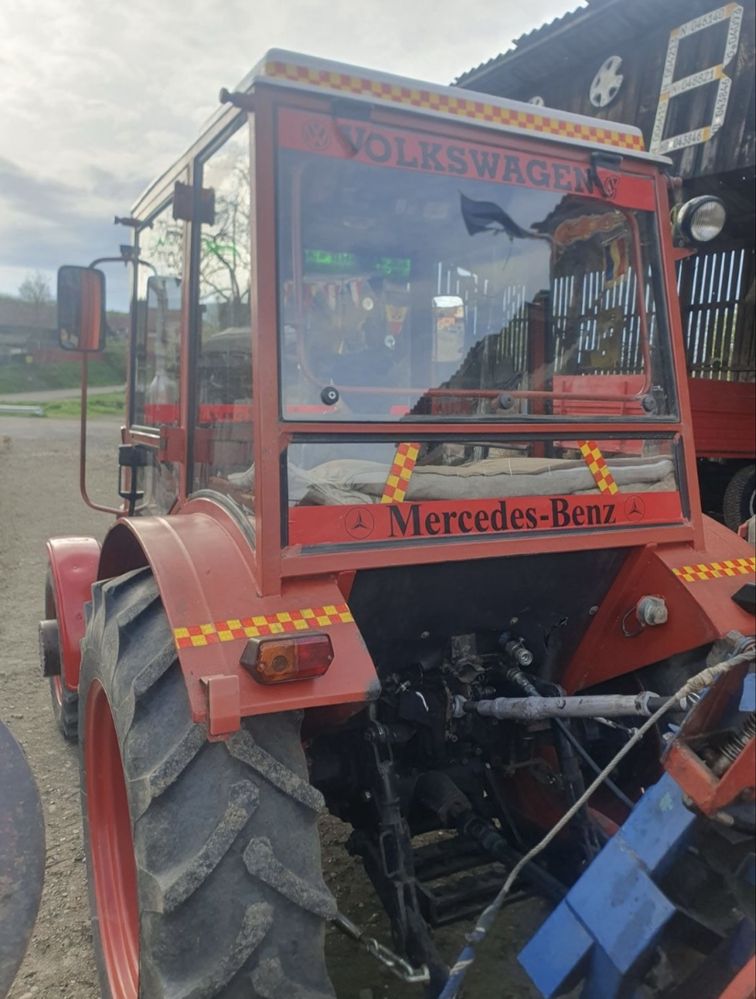 Tractor U445 DTC
