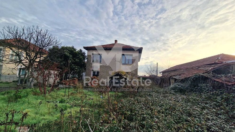 Къща в Пловдив, област-с.Труд площ 160 цена 175000