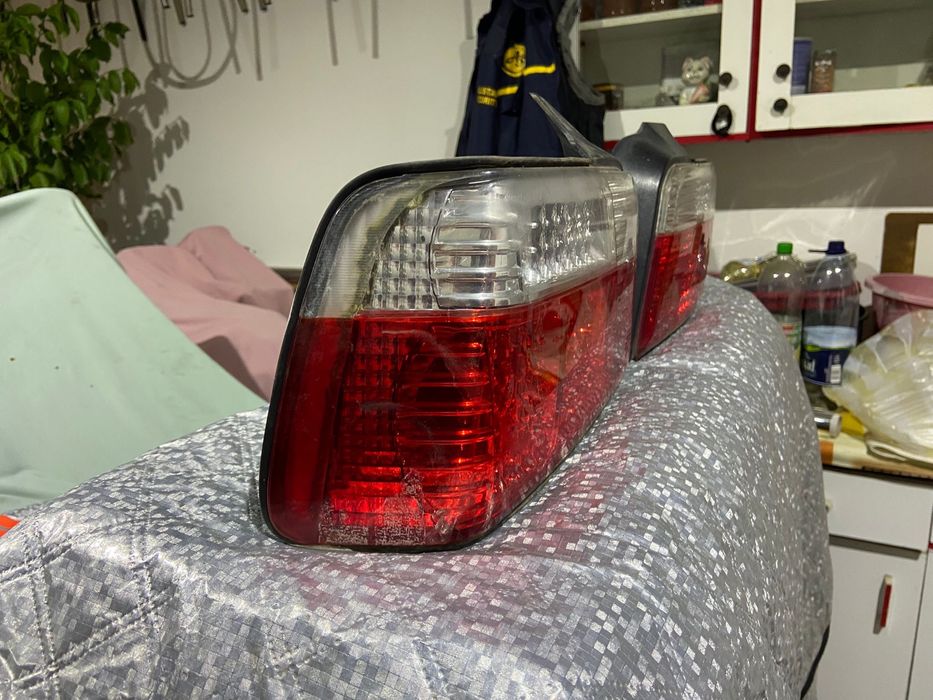 Stopuri cu LED pentru BMW E36.