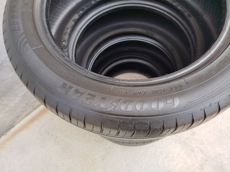 215 55 R17 Shina Trekker radnoy