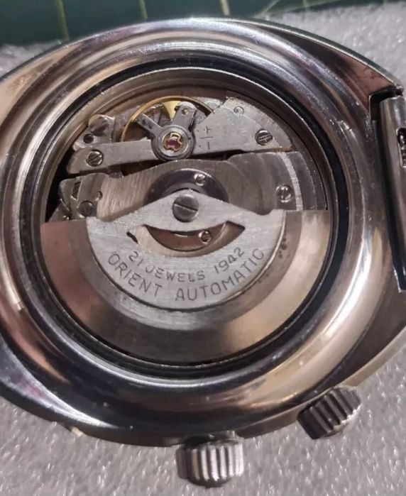 Orient automatic worlddiver calendar