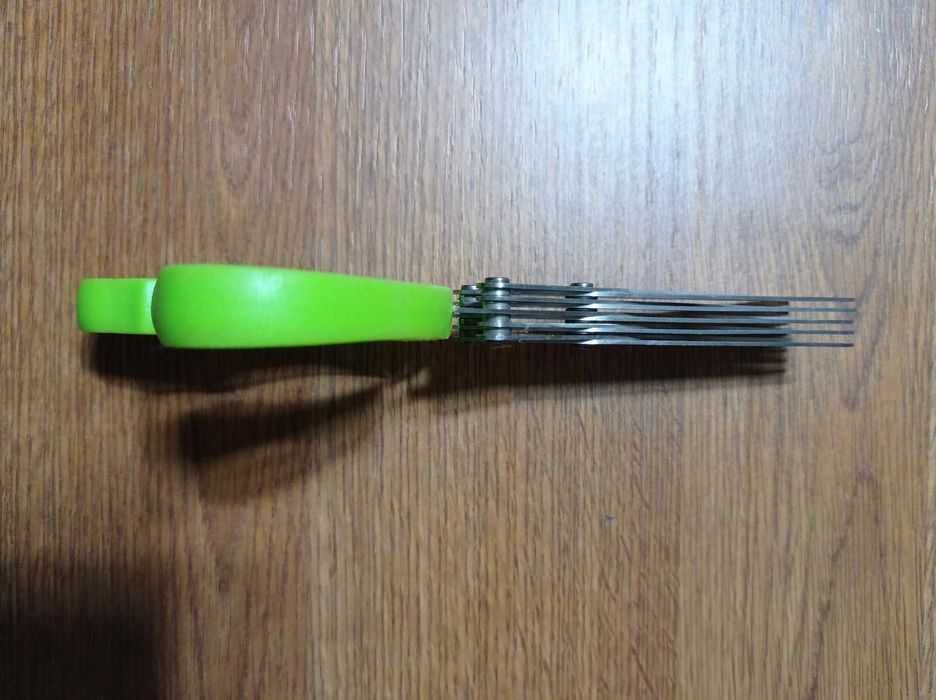 Foarfec special bucatari pentru fidea sau paste