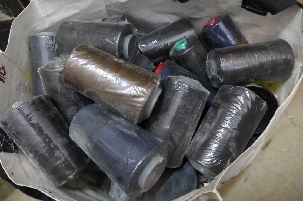 Con ata Cusut 5000 metri Polyester 100-120 Diferite Culori Croitorie