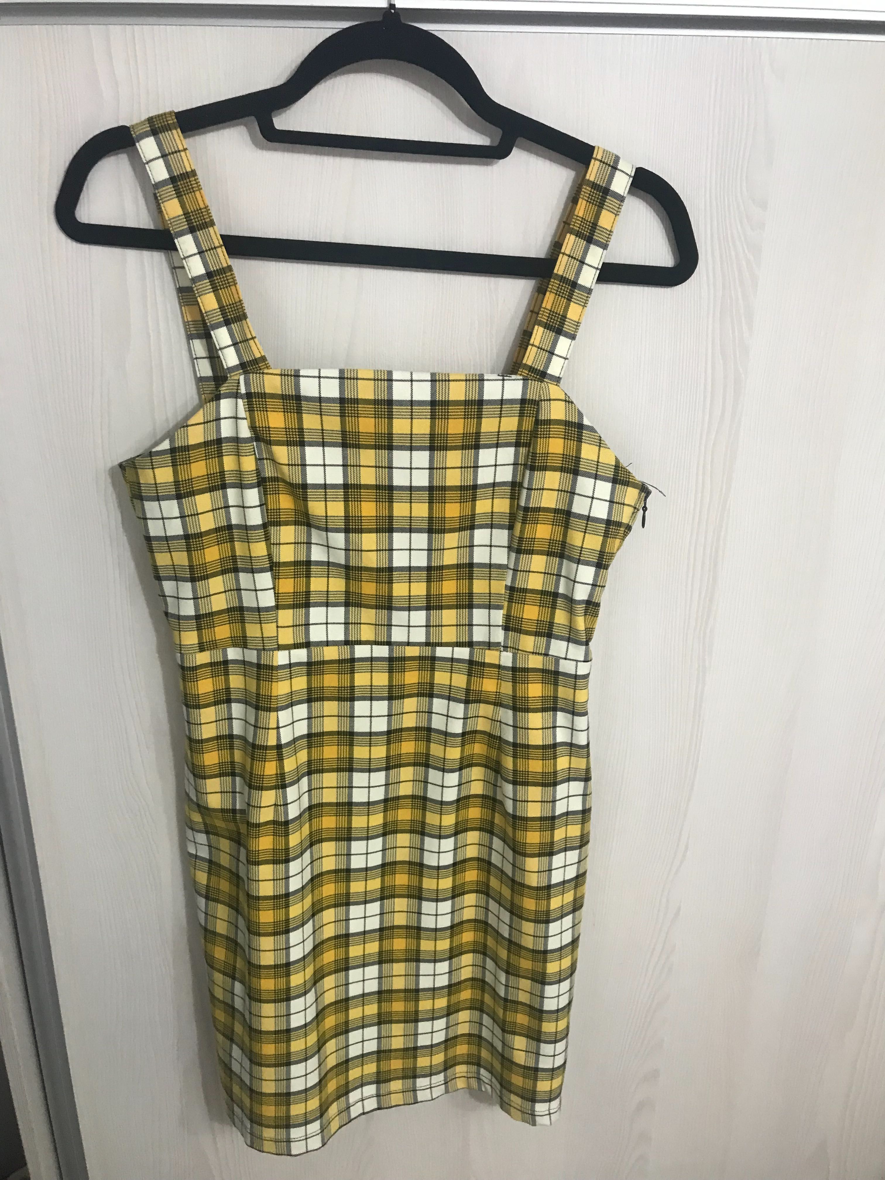 Rochie galbena HM
