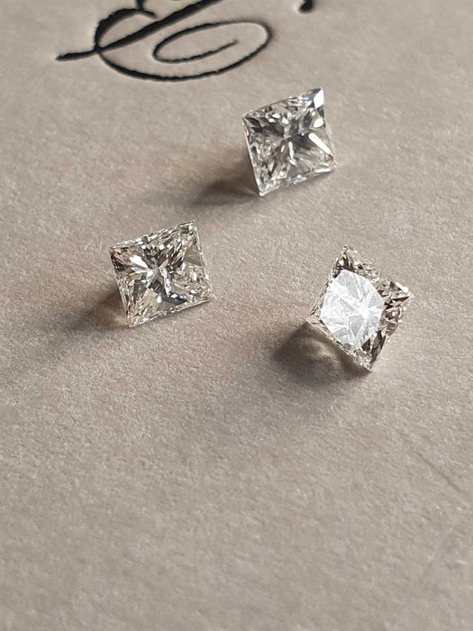 lot diamante naturale PRINCESS cut 0,9ct