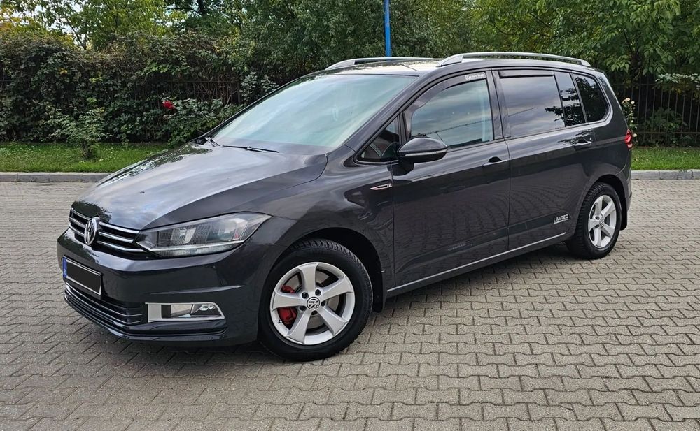 Volkswagen Touran Hightline, motor 1.6 diesel  115CP,an fab 2018