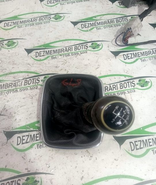 Nuca schimbator Volkswagen VW Bora prima generatie