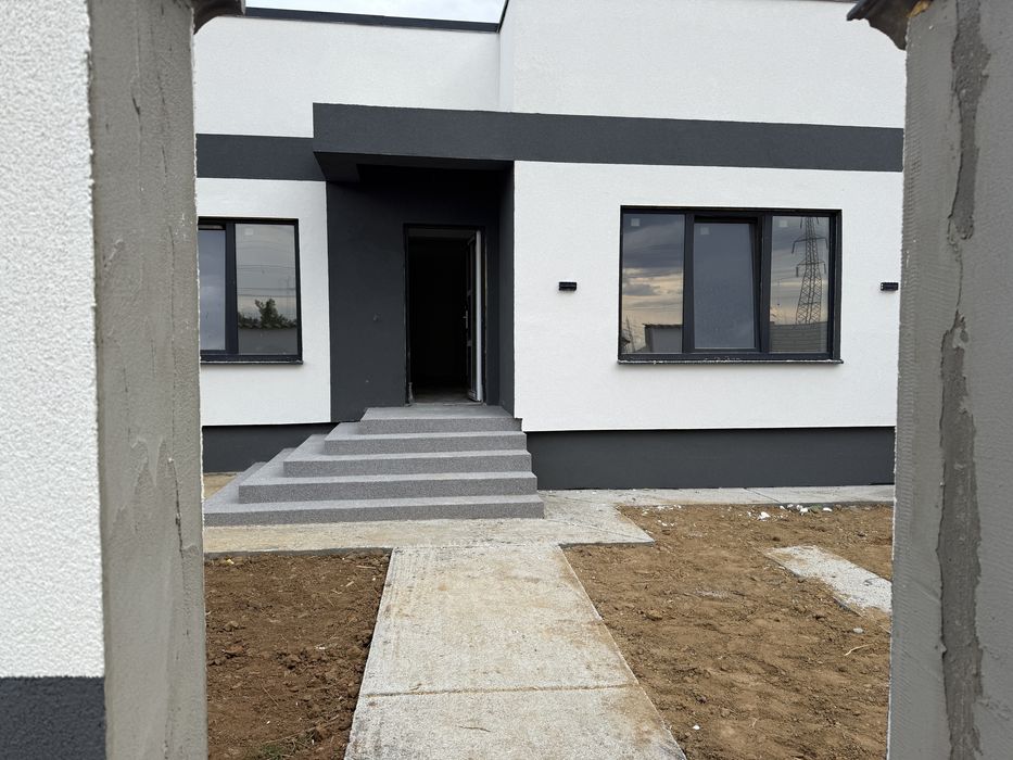 Proprietar, vand casa , regim de inaltime Parter, zona Damila !