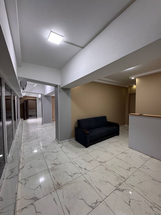 Продается на ЦУМе  ПОМЕЩЕНИЕ  400м 2.