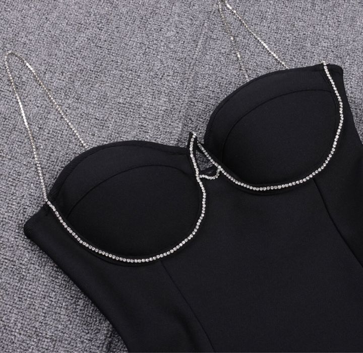 Rochie neagra tip bondage