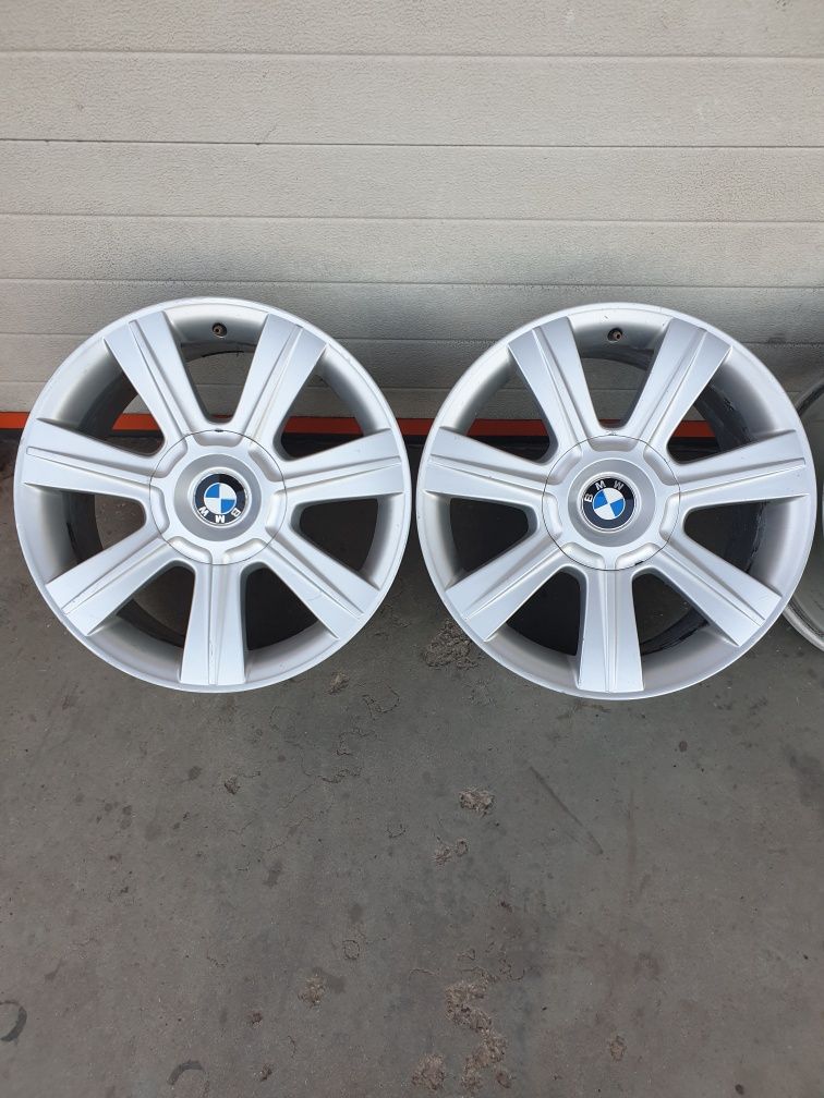Оригинални джанти за BMW R17 5x120 ET47 8J