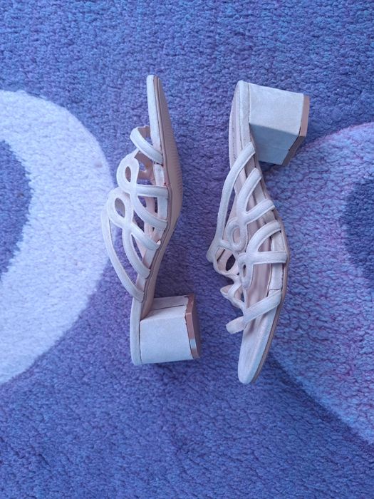 Дамски чехли 2 чифта с ток