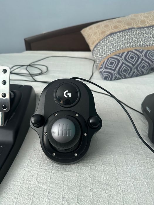 Logitech g923 + shifter