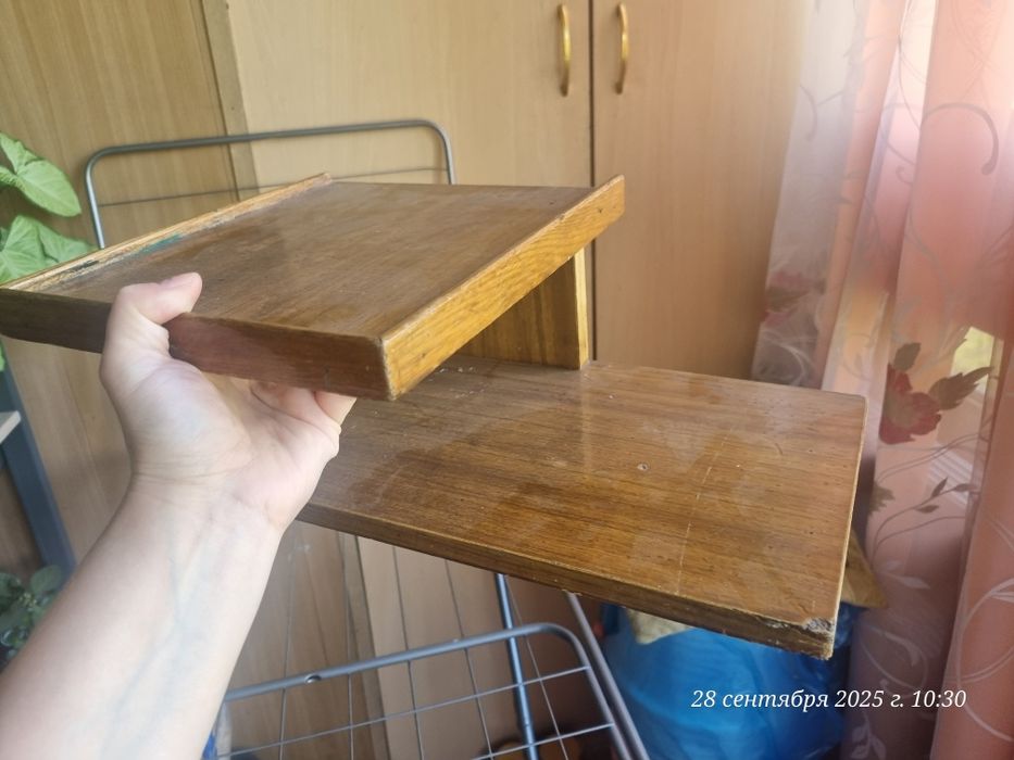 Продам полка для телефона