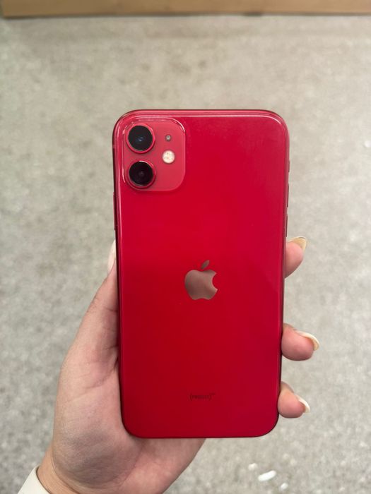 Продам айфон 11 в идеальном состоянии память 64 гб