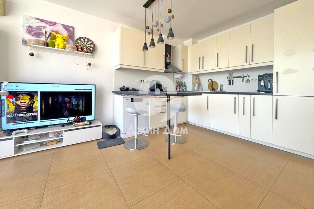 Продава се Двустаен апартамент в к.к. Слънчев бряг - 71 кв.м за 1212 €/кв.м - Снимка #2