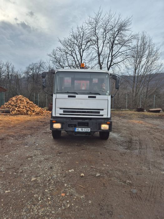 Iveco - Ford Basculabil cu macara forestiera