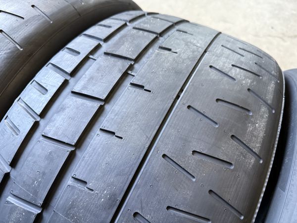 325/35/22//285/40/22 PIRELLI TROFEO Lamborghini Urus
