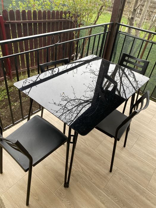 Masa terasa cu scaune