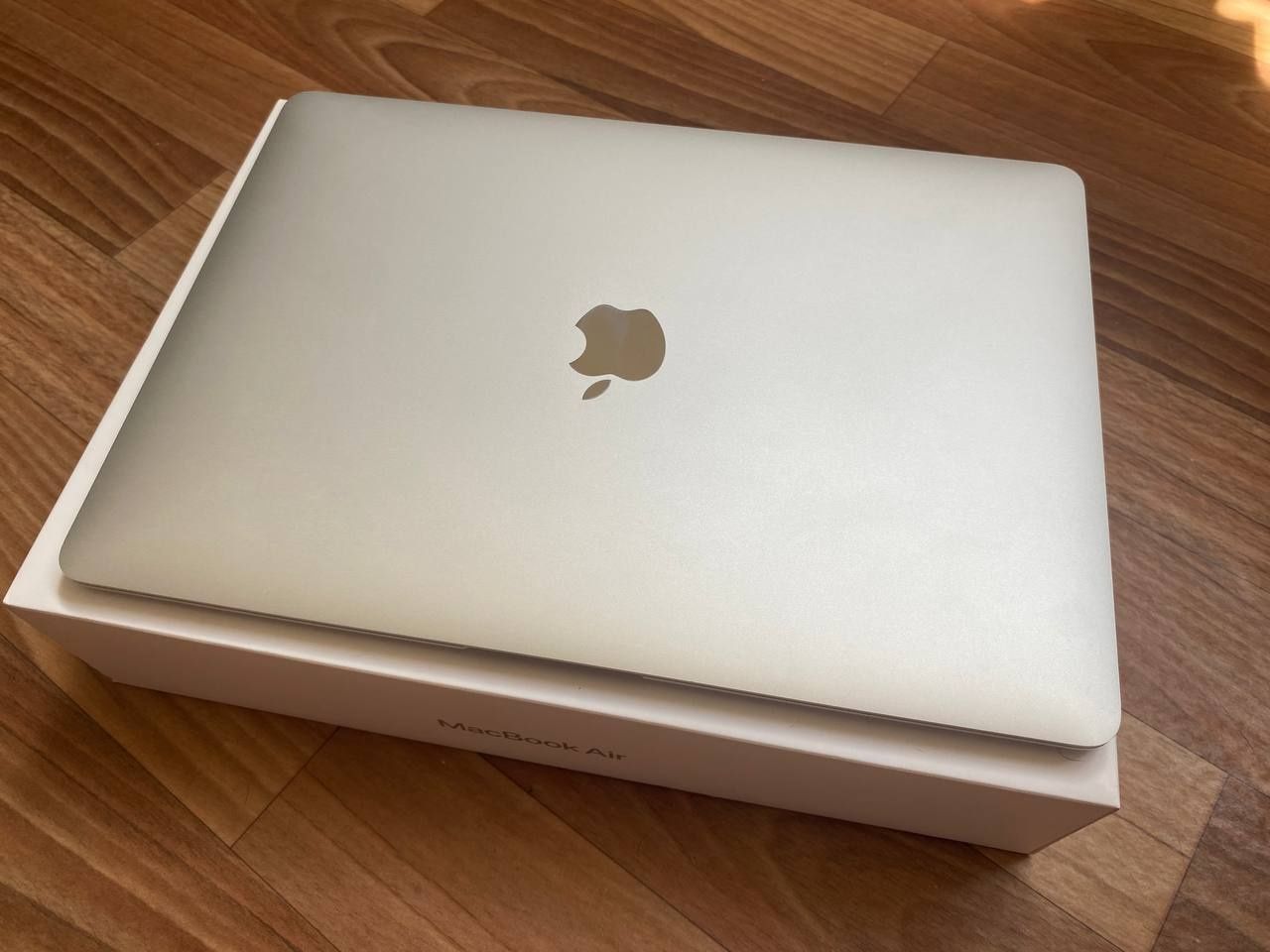 MacBook Air 2020 M1 8/256