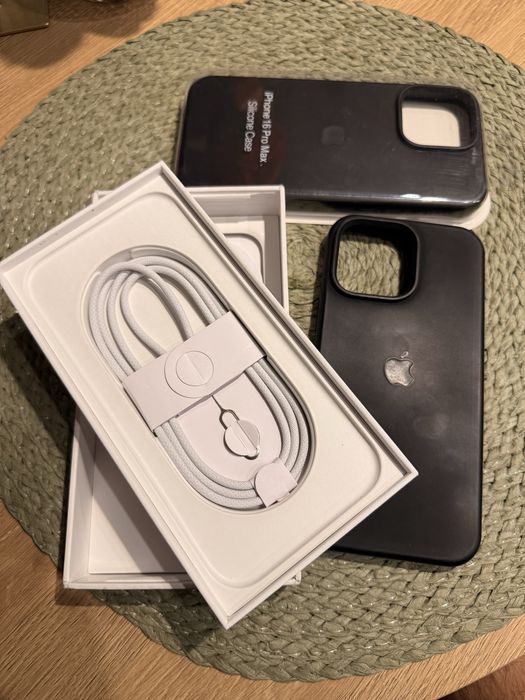 Apple Iphone 16 Pro Max 256GB Black Titanium