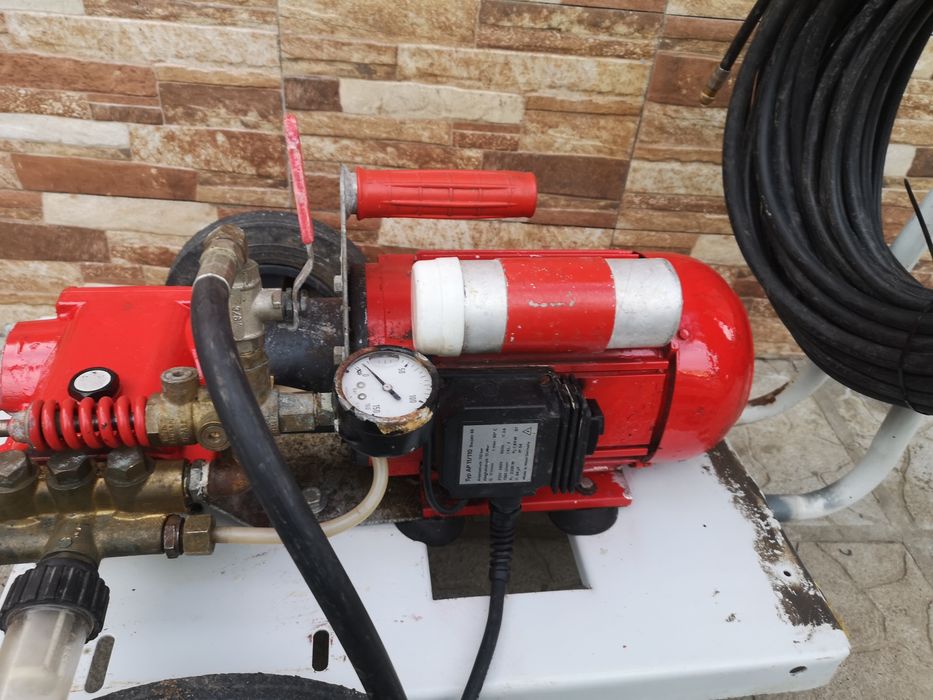 Машина Rothenberger 220V160bar 3kw за Отпушване на Канали