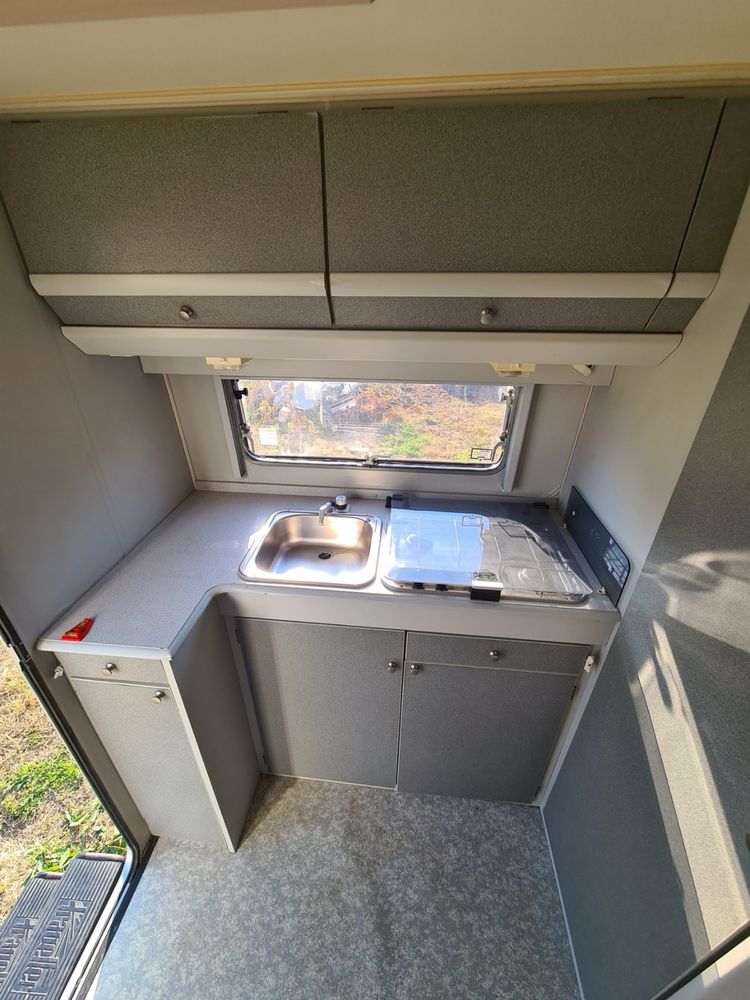 Продава се каравана BEYERLAND Vitesse 400-2