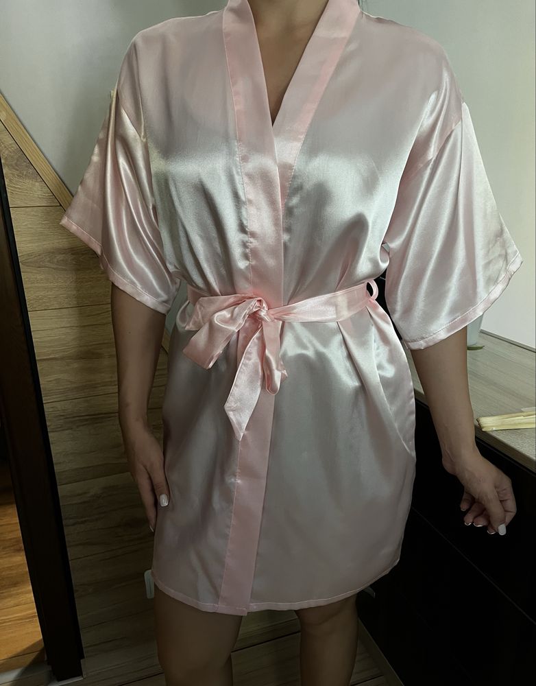 Сатенени халати bridesmaid, bride, пухени чехли bride
