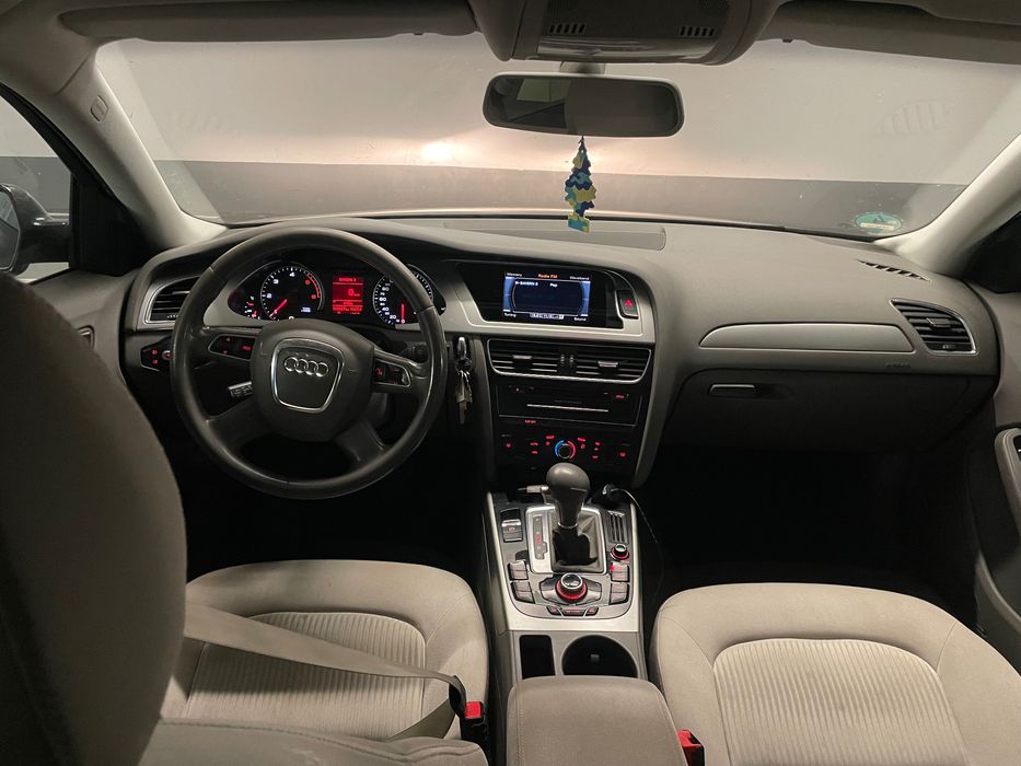 Vand Audi A4 B8 2.0 Diesel 2011